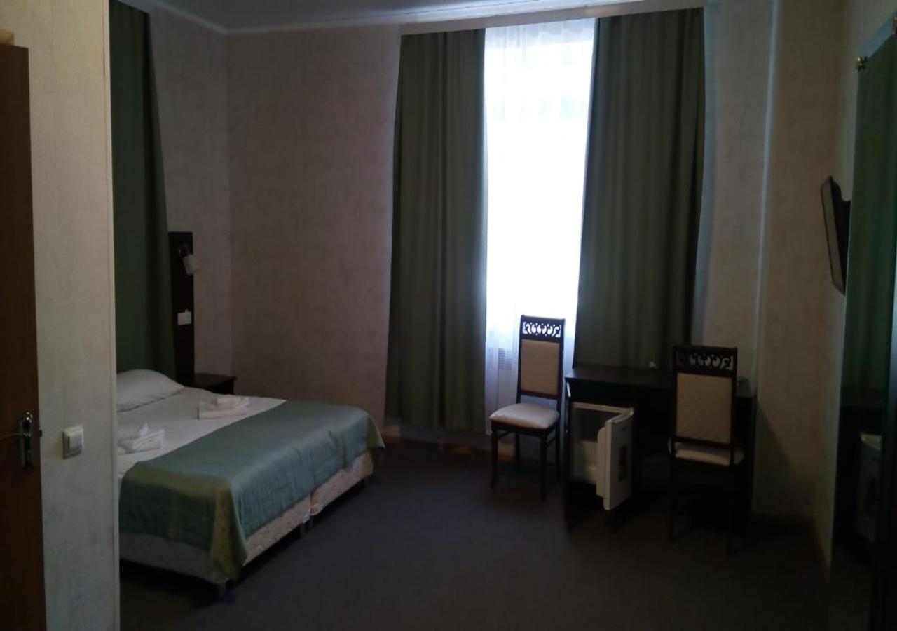 "Алмаз" Hotel Toeapse Buitenkant foto